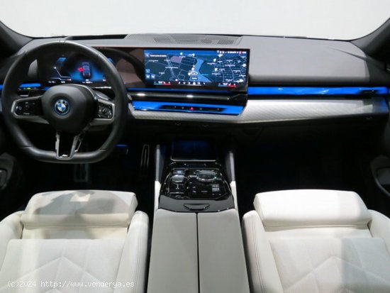 BMW i5 edrive40 250 kw (340 cv) - San Juan