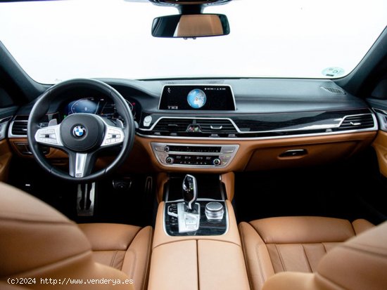 BMW Serie 7 740i 250 kw (340 cv) - Alicante