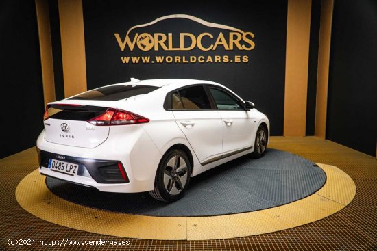 Hyundai IONIQ 1.6 GDI HEV Klass LE DCT - Granada