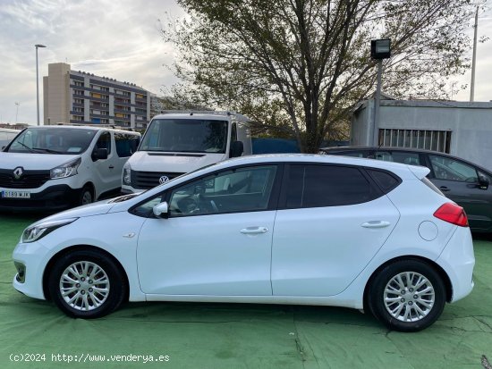 Kia Ceed 1.4 90CV - Esplugas de Llobregat