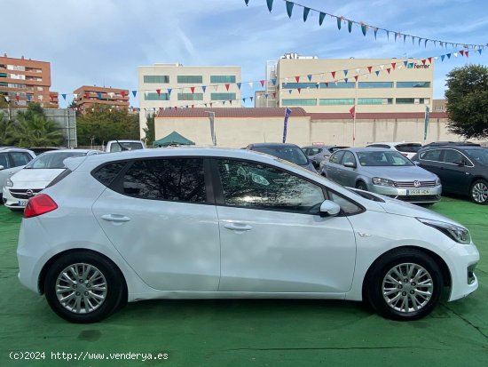 Kia Ceed 1.4 90CV - Esplugas de Llobregat