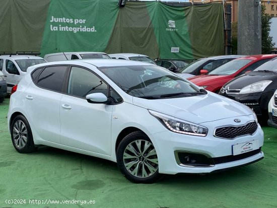 Kia Ceed 1.4 90CV - Esplugas de Llobregat