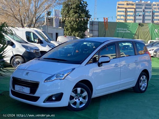 Peugeot 5008 2.0 150CV EX SERVICIO PUBLICO - Esplugas de Llobregat