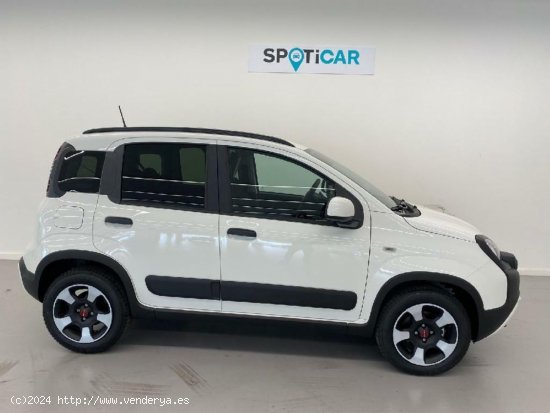 Fiat Panda Panda Cross 1.0 Hybrid 51kw (70CV) - Sabadell