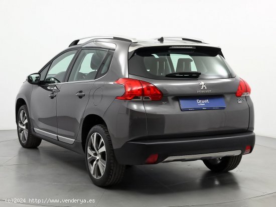 Peugeot 2008 Allure 1.2 PureTech 110 S&S - Sabadell