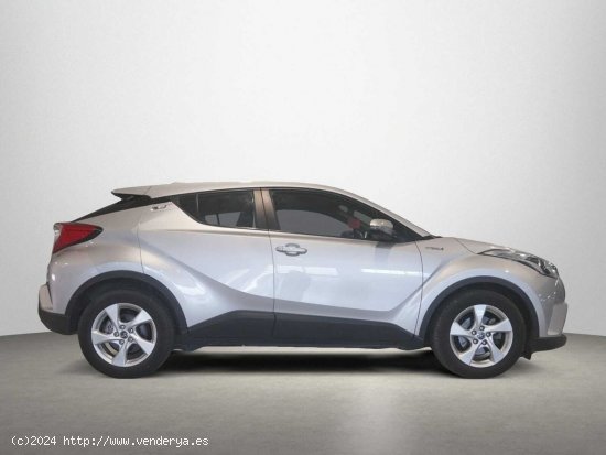 Toyota C-HR 1.8 125H Advance - Sabadell