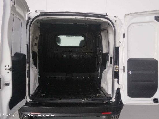 Fiat Doblo Cargo  Cargo  1.3 Multijet 70kW (95CV) Base - Mataro