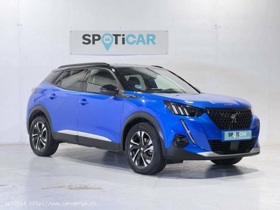 Peugeot 2008   Puretech 130 S&S EAT8 GT - Mataro