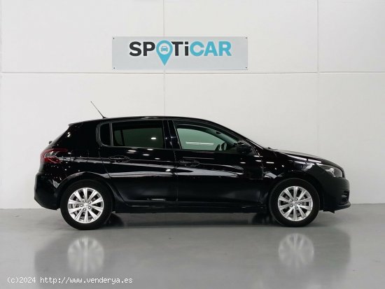 Peugeot 308  5p  PureTech 110 S&S 6 Vel. MAN Style - Mataro