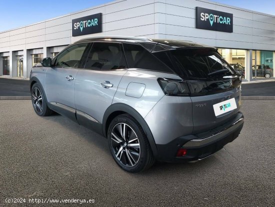 Peugeot 3008  300 e-EAT8 GT Pack - HOSPITALET DE LLOBREGAT (L )