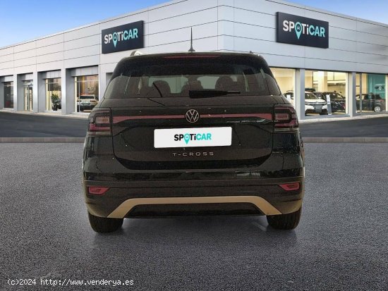 Volkswagen T-Cross   1.0 TSI 81kW (110CV) DSG Advance - HOSPITALET DE LLOBREGAT (L )