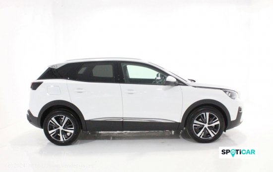 Peugeot 3008  1.2 PURETECH 96KW (130CV)  EAT8 Allure - Tomares