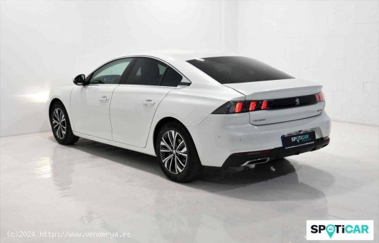 Peugeot 508  5P  HYBRID 225 e-EAT8 Allure Pack - Tomares