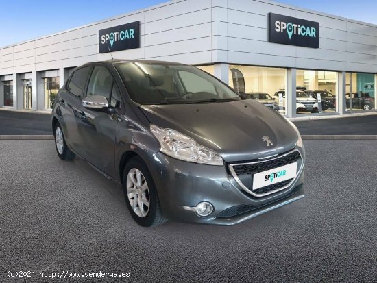 Peugeot 208  5P ACTIVE 1.2L PureTech 82 Active - Figueres