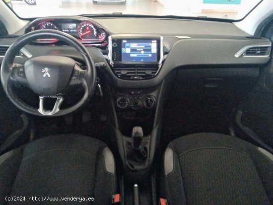 Peugeot 208  5P ACTIVE 1.2L PureTech 82 Active - Figueres