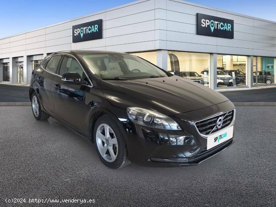 Volvo V40  2.0 D3  Auto Kinetic - Figueres