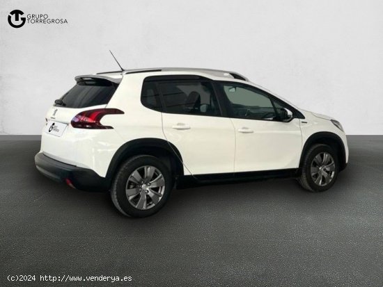 Peugeot 2008   1.2 PureTech 60KW (82CV) Signature - PAMPLONA/BURLADA