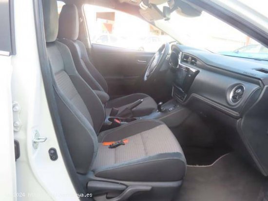 Toyota Auris  1.8 140H Hybrid Feel! Edition - MANZANARES