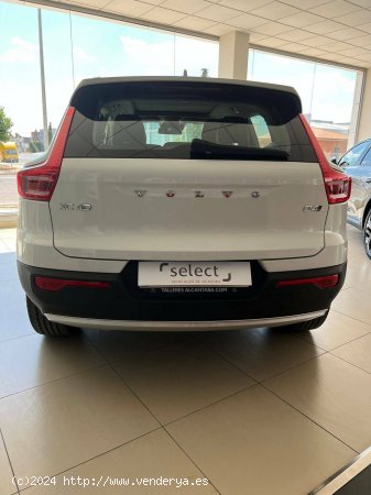 Volvo XC40  2.0 D4 AWD  Auto Momentum - MANZANARES