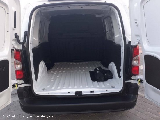 Opel Combo  Cargo L 650kg Diesel 1.5 100HP S&S MT E6 - - Madrid