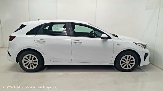 Kia Ceed  1.0 T-GDi 88kW (120CV) Concept - SANT FRUITOS DE BAGES