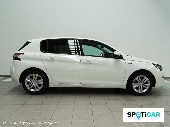 Peugeot 308  5p  1.2 PureTech 96KW (130CV) Auto Style - Cadiz