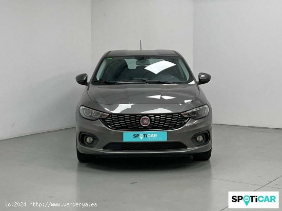 Fiat Tipo  1.4 16v  70kW (95CV) gasolina Lounge - Girona