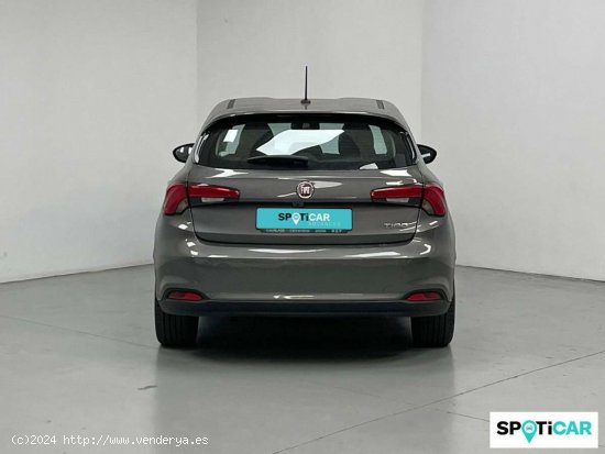 Fiat Tipo  1.4 16v  70kW (95CV) gasolina Lounge - Girona