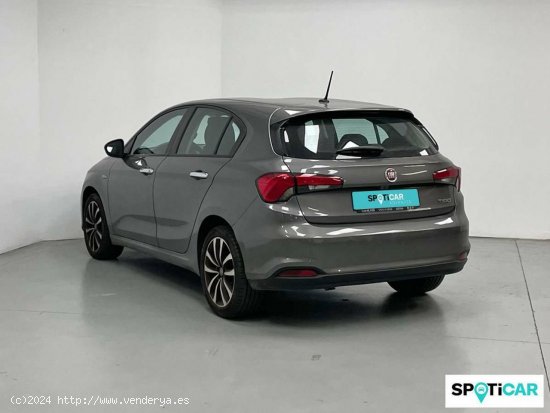 Fiat Tipo  1.4 16v  70kW (95CV) gasolina Lounge - Girona