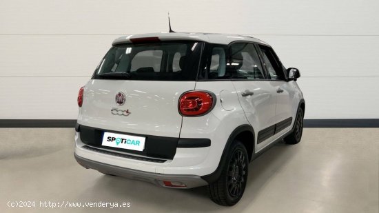 Fiat 500L   1.4 16v 70 kW (95 CV) S&S Connect - Madrid