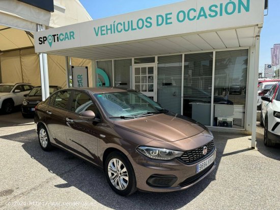 Fiat Tipo  Sedán 1.3 70kW Multijet II Lounge Plus - Sevilla