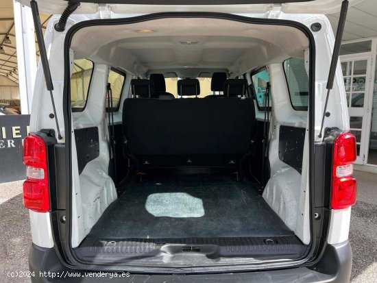 Opel Vivaro  1.5 D 88kW (120CV) M Std  M.P. DC Express - Sevilla