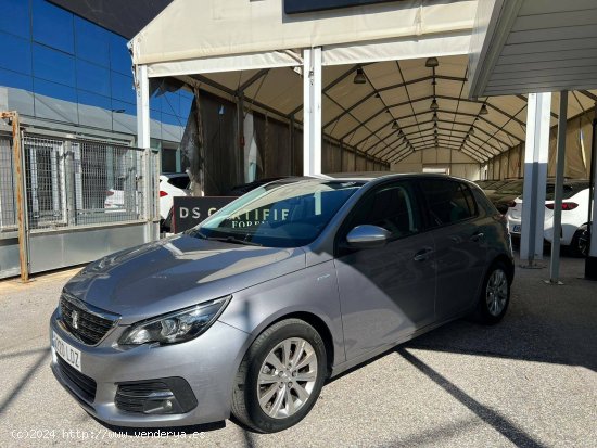  Peugeot 308  5p  PureTech 110 S&S 6 Vel. MAN Style - Sevilla 