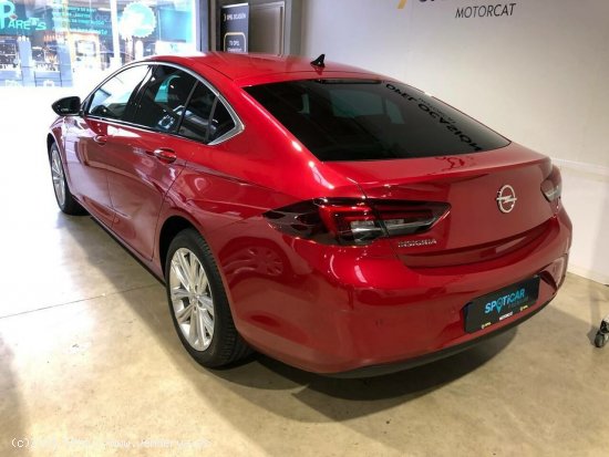 Opel Insignia   GS  1.5D DVH 90kW AT8 Business Elegance - Manresa