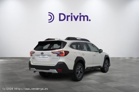 Subaru Outback 2.5i CVT Lineartronic AWD 170cv TREK - Badalona