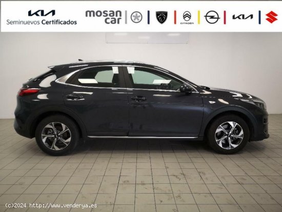 Kia XCeed 1.0 T-GDI 120 DRIVE MIRROR LL16 RADAR AR+CAM - Rivas