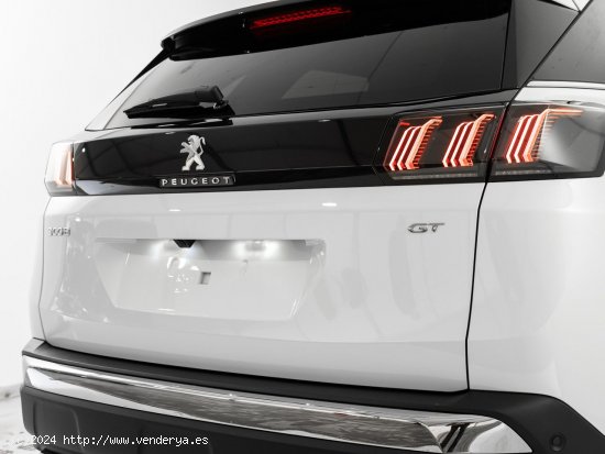 Peugeot 3008 Hybrid 225 e-EAT8 GT - 