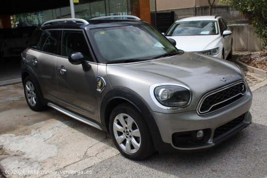 MINI Countryman Cooper S E ALL4 - Madrid