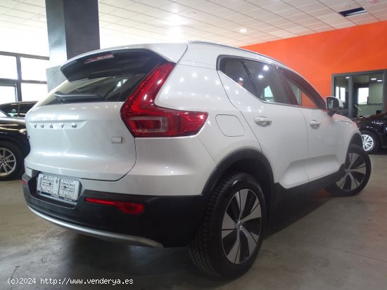 Volvo XC40 1.5 T4 Twin Recharge Inscription Auto - Madrid