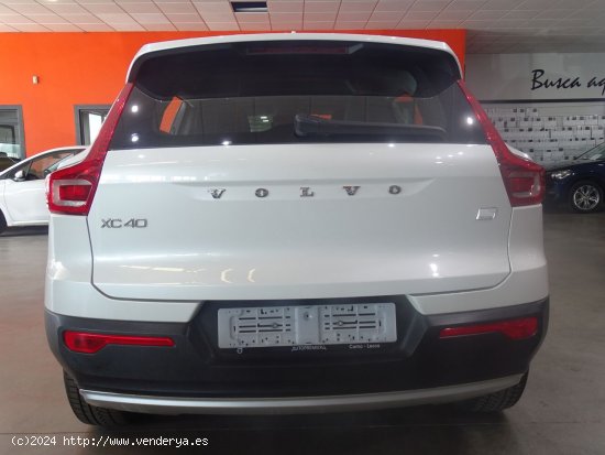 Volvo XC40 1.5 T4 Twin Recharge Inscription Auto - Madrid