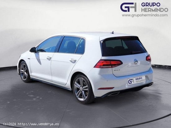 Volkswagen Golf R-LINE - Ponteareas