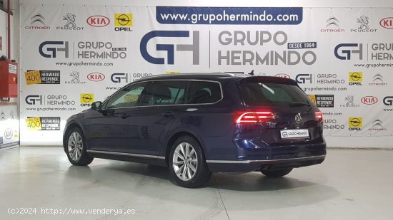 Volkswagen Passat Variant SPORT 1.8 180 CV DSG - Ponteareas