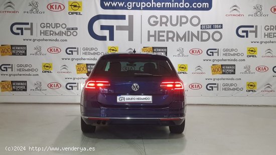 Volkswagen Passat Variant SPORT 1.8 180 CV DSG - Ponteareas