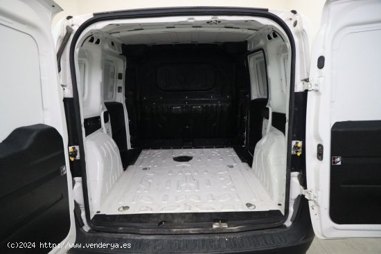 Fiat Doblo Cargo 4P/furgón  SX 1.6 Mjet 66kW 90CV - Gandía