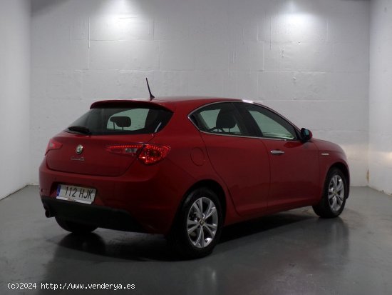 Alfa Romeo Giulietta Distinctive - Quart de Poblet