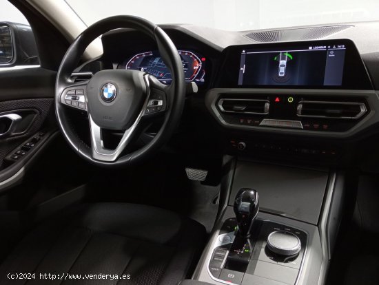 BMW Serie 3 320d - 