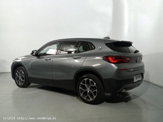 BMW X2 sDrive 18i - 