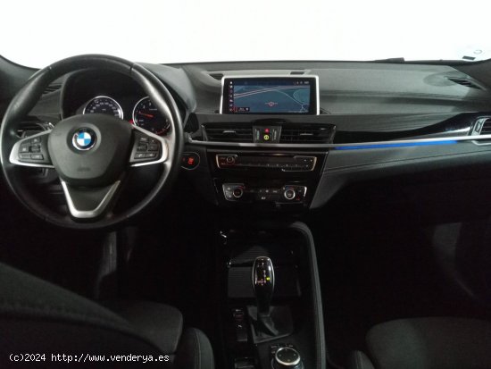 BMW X2 sDrive 18i - 