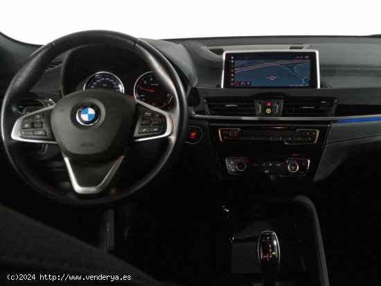 BMW X2 sDrive 18i - 