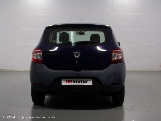 Dacia Sandero 1.2 16V 75 Base - Barcelona